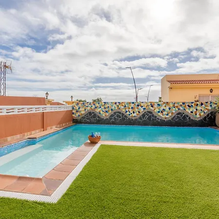 Libertas, Vivienda Con Piscina Privada Climatizada 빌라 칼레타데푸스테