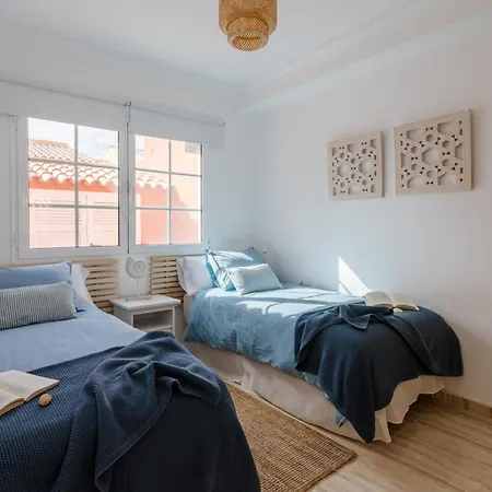 Libertas, Vivienda Con Piscina Privada Climatizada *