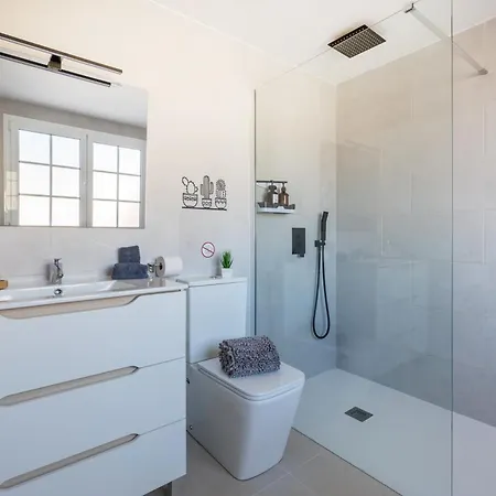 Libertas, Vivienda Con Piscina Privada Climatizada 빌라