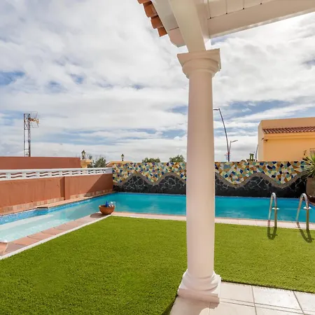 Libertas, Vivienda Con Piscina Privada Climatizada 빌라 *