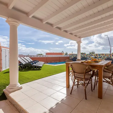 Libertas, Vivienda Con Piscina Privada Climatizada 빌라 칼레타데푸스테